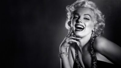 What Color Were Marilyn Monroe Eyes