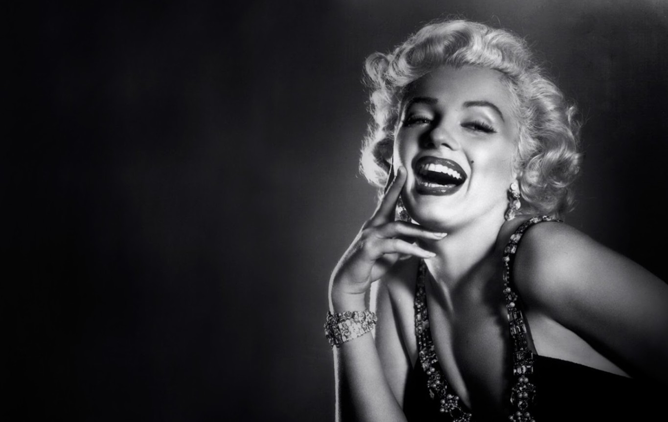 What Color Were Marilyn Monroe Eyes